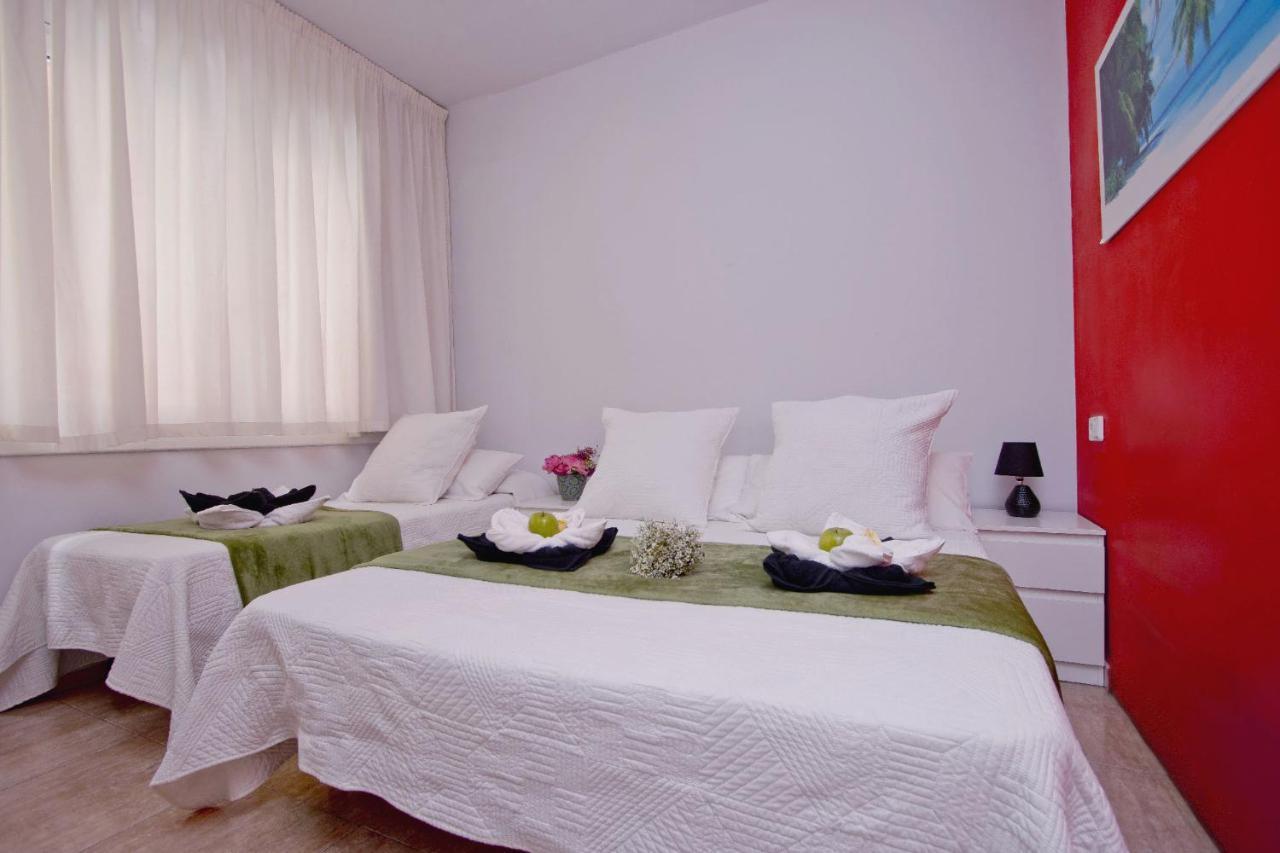 Barcelona City North Hostal Εξωτερικό φωτογραφία