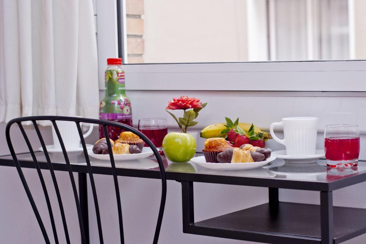 Barcelona City North Hostal Εξωτερικό φωτογραφία