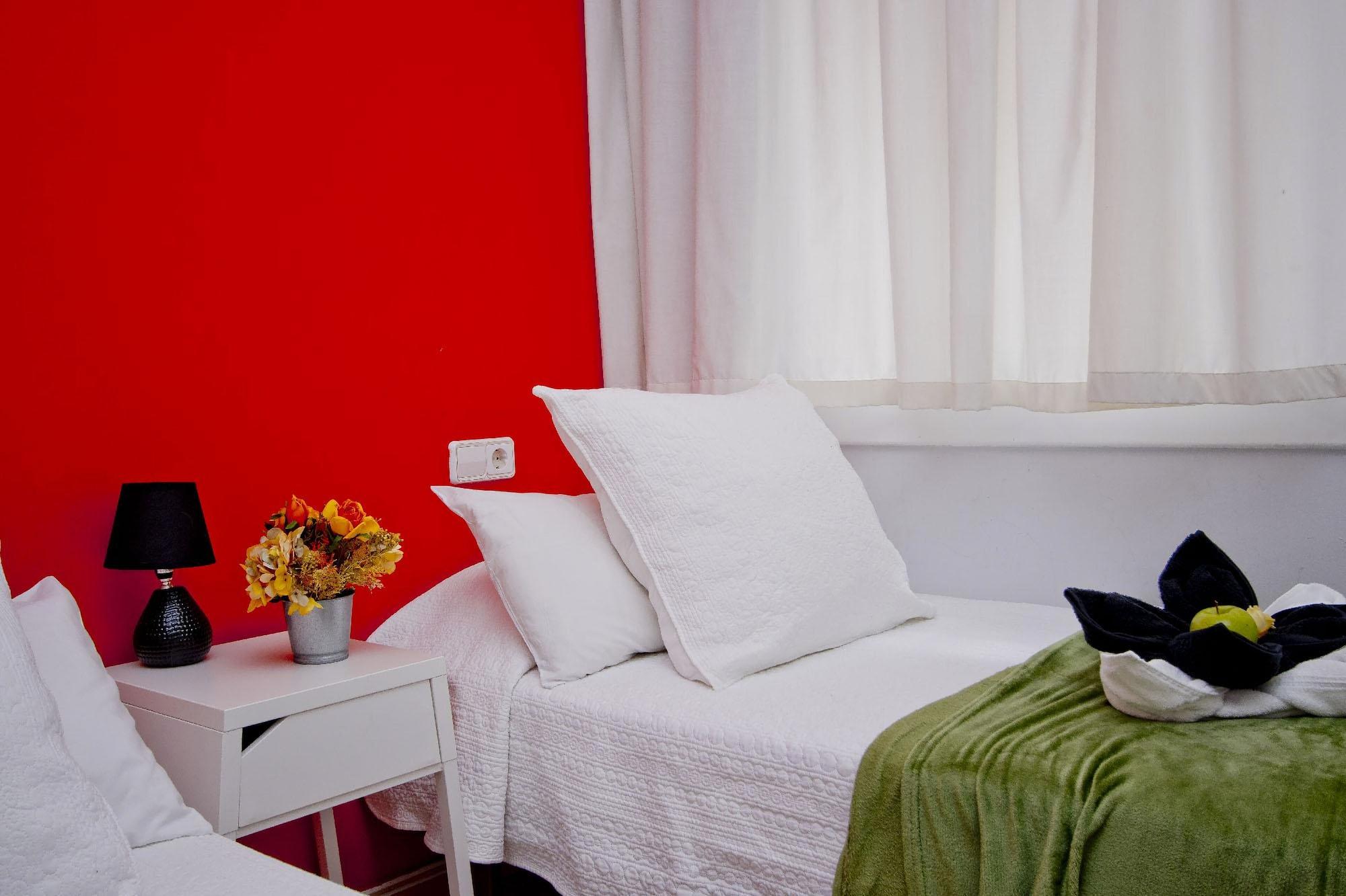Barcelona City North Hostal Εξωτερικό φωτογραφία