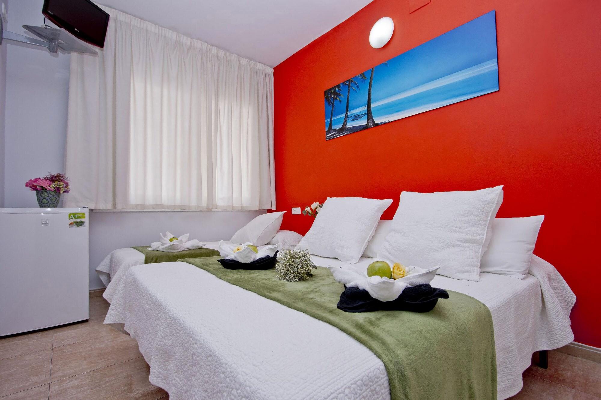 Barcelona City North Hostal Εξωτερικό φωτογραφία
