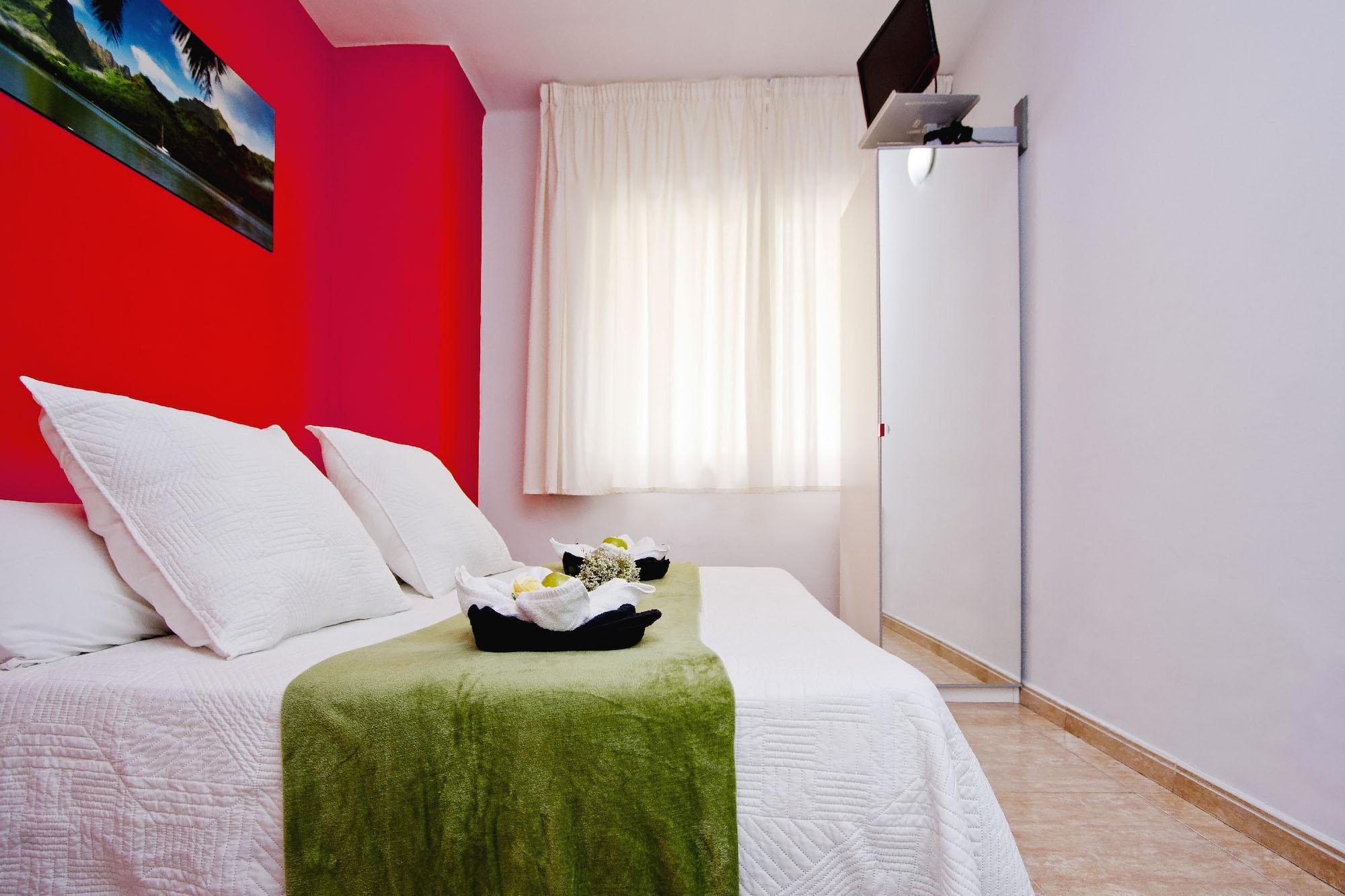 Barcelona City North Hostal Εξωτερικό φωτογραφία