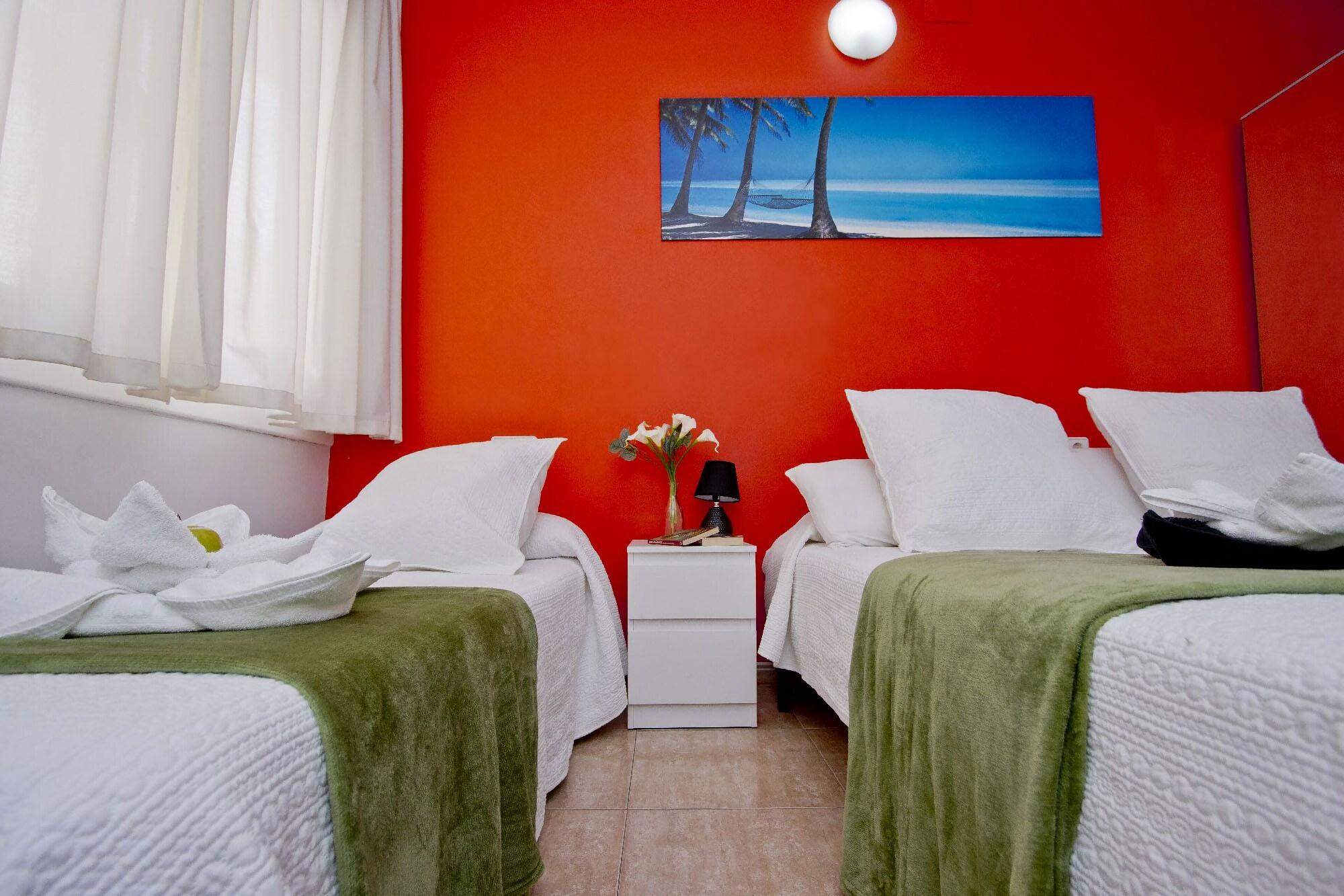 Barcelona City North Hostal Εξωτερικό φωτογραφία
